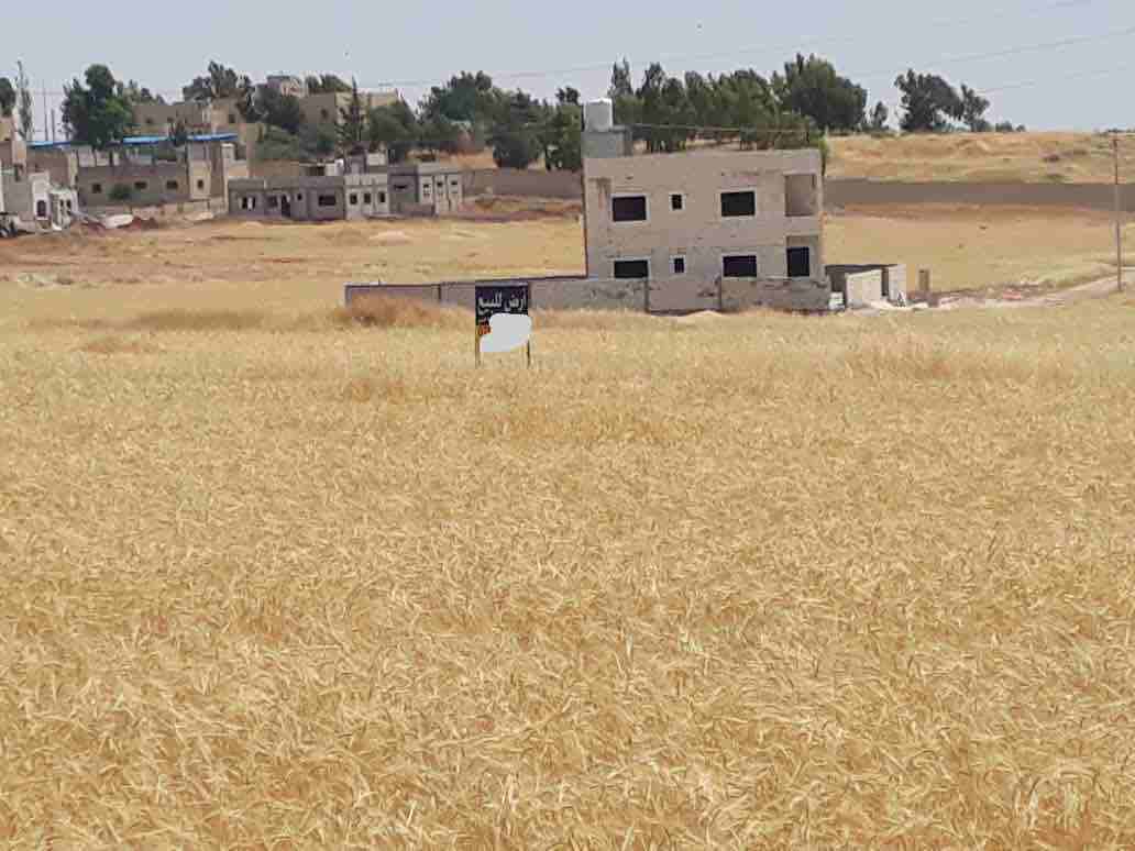 قطع اراضي بالاقساط في جاوا
٥٠٠ متر واصل كهرباء و ماء و شوارع
بدفعة ٧٠٠٠ وقسط شهري مغري 
للاستفسار:
٠٧٨٥١٢٣١٢٦
٠٧٩٦٦٦٠٩٢٥