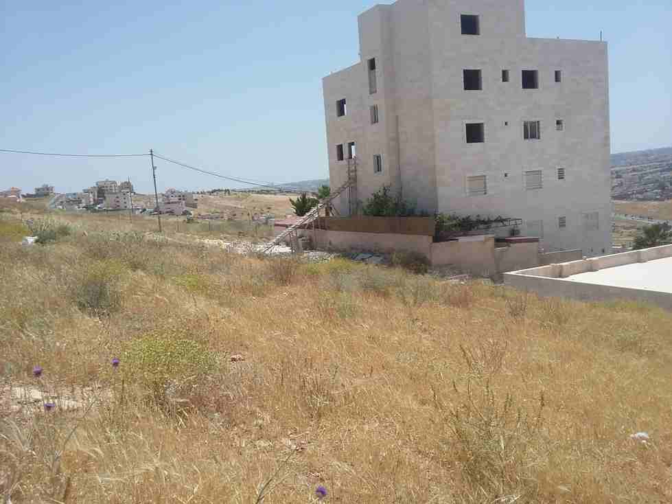 الأردن - عمان
قطعة ارض في شفا بدران/ عيون الذيب - قرب مسجد صرفند العمار
القرية: بدران
حوض: عيون الذيب
المساحة: 500م
الموقع: شفا بدران/ عيون الذيب - تبعد 260م عن مسجد صرفند العمار
واجهة على الشار...