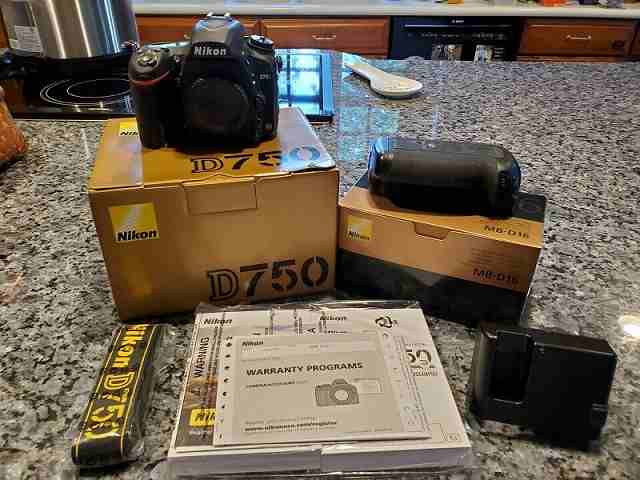 Best Offers - Nikon D3X, Nikon D3S, Nikon D800, Canon EOS 5D Mark III Digital Cameras
Welcome to DIGITAL GLOBAL TECHNOLOGY LTD, we deal in all kinds of Digital Cameras and Lenses, Brand new, Factory...