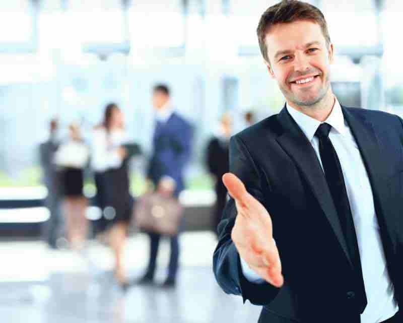 مصطفى من خدمة العملاء 
المكتب الخاص لطلبات المساعدة
المالية.
واتس اب :00971559123016