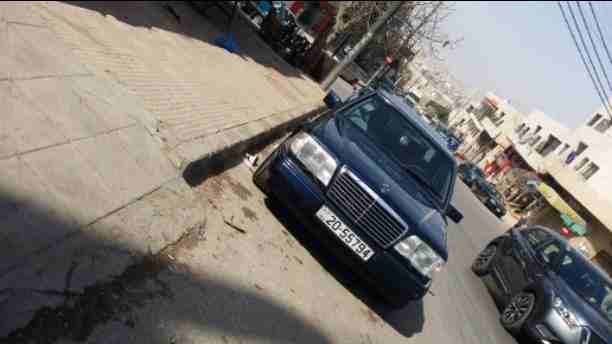 مرسيدس بينز E200 موديل ال93 قصة ال95 السيارة مسوى الها روداج واساور مأتور جديد غيار زيت وبواجي صارلهم يومين جنط AMG بتجنن مأتور مسكر أبيض