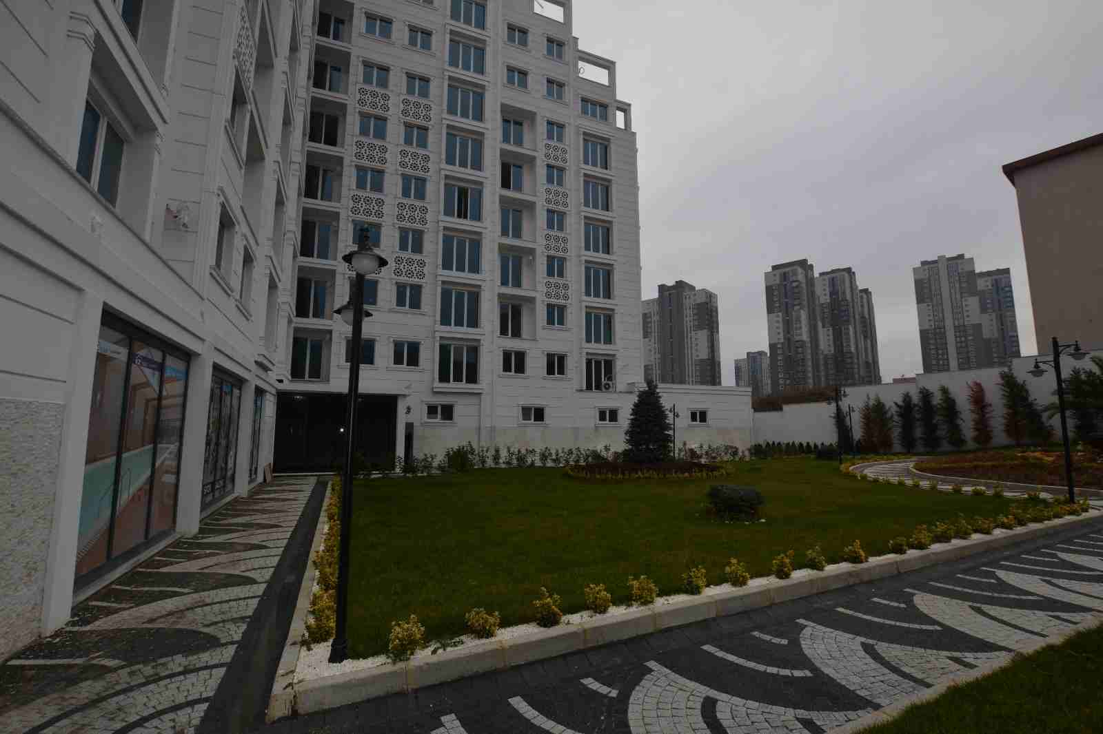 إسطنبول إسنيورت

ميزات مشروع برج الأزرق

يتم تنفيذ المشروع  في إسنيورت إسطنبول. 

المشروع الذي يتم تنفيذه في إسنيورت ،أحد المناطق التي تضيف قيمة إلى قيمة إسطنبول ،

يرتفع في كتل تتكون من ترتيبات مجاور...