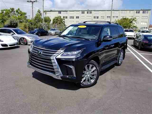 I am selling my neatly used 2017 Lexus lx 570, no accident and full option, expertly used, Gulf specification, The car is very efficient with low mileage. Interested buyer should Contact me ( andrewby...