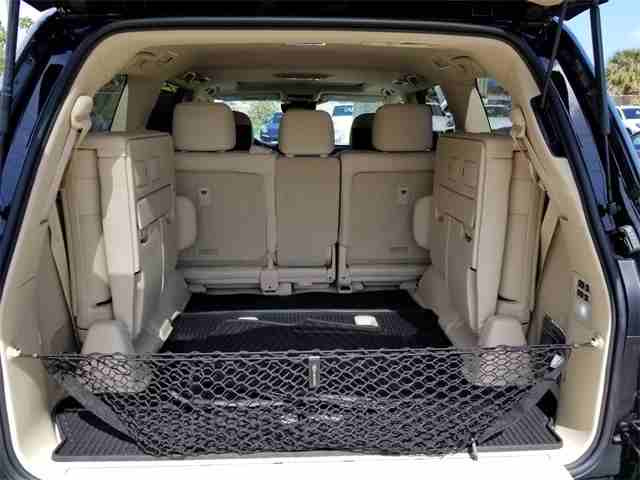 I am selling my neatly used 2017 Lexus lx 570, no accident and full option, expertly used, Gulf specification, The car is very efficient with low mileage. Interested buyer should Contact me ( andrewby...