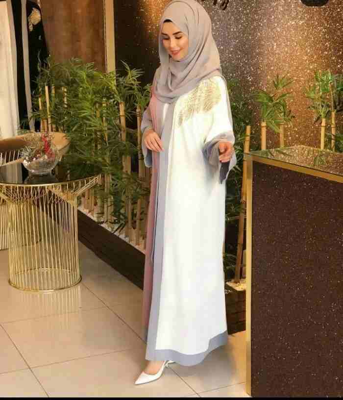 عبايه تركيه طويله ، موديل فخخخم جدا 
و خاامه ولا اررروع 🌸🌸🌸
يوجد توصيل لكل مناطق المملكه