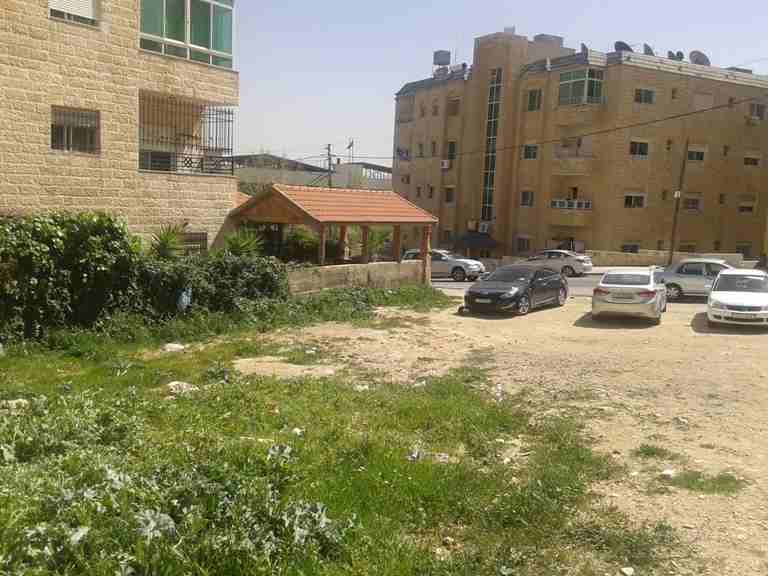 الأردن - عمان

قطعة ارض في عرجان - خلف مستشفى الاستقلال

القرية: عمان

حوض: عرجان

المساحة: 972م

الموقع: تبعد 250م عن شارع الاستقلال/ خلف مستشفى الاستقلال

منطقة هادئة

واجهة على الشارع 22م، طول 45م...