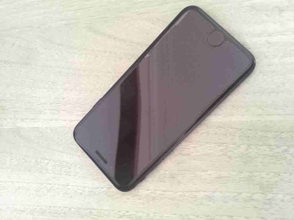 iPhone 7
32GB
بحالة جيده جداً
معه جميع اغراضه الاصليه
السعر 225 دينار قابل للتفاوض
للتواصل: 0797870710