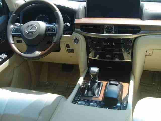 Contact Email: othman-eissa@hotmail.com
Whatsapp Me: +18326704234
I want to sell 2016 LEXUS LX 570 SUV Gulf Specs which has just 21197 Km. My LEXUS LX is GCC Spec, Gulf Drive in Execellent Condition,...