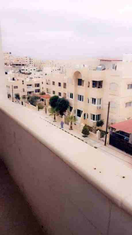 تملك الان شقه في الجبيههه
بدفعه اولى تبدأ ب 10000
واقساط شهريه مريحه 
للاستفسار 0795223784