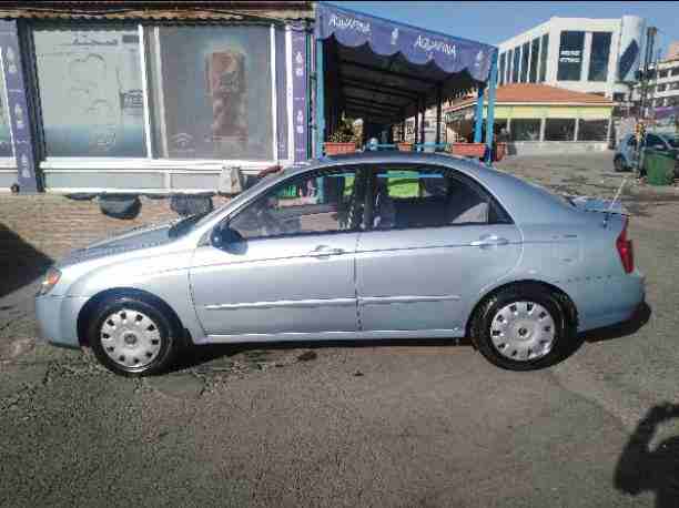 Kia cerato 2005 .. 1600cc سياره بحاله الوكاله جديده لا ينقصها شئ كوشوك جديد