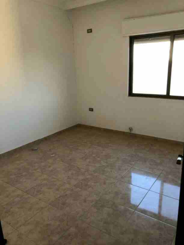 شقق للبيع 
بضاحيه الياسمين 150 م 
بدفعه 13.000
لمزيد من المعلومات الاتصال ع الرقم :- 
0795872538 سهام