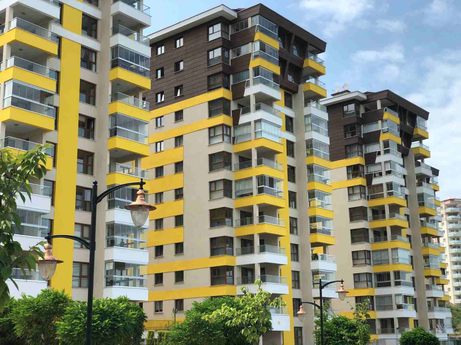 السكن في تركيا للعراقيين 2020 - شقق رخيصة للعراقيين في تركيا 2020
تواصلوا معنا عبر الاتصال أو عبر الواتس أب: 00905340746861
زورونا في موقعنا الرسمي: https://www.trabzonaqar.com/
لمشاهدة الشقة بالفي...