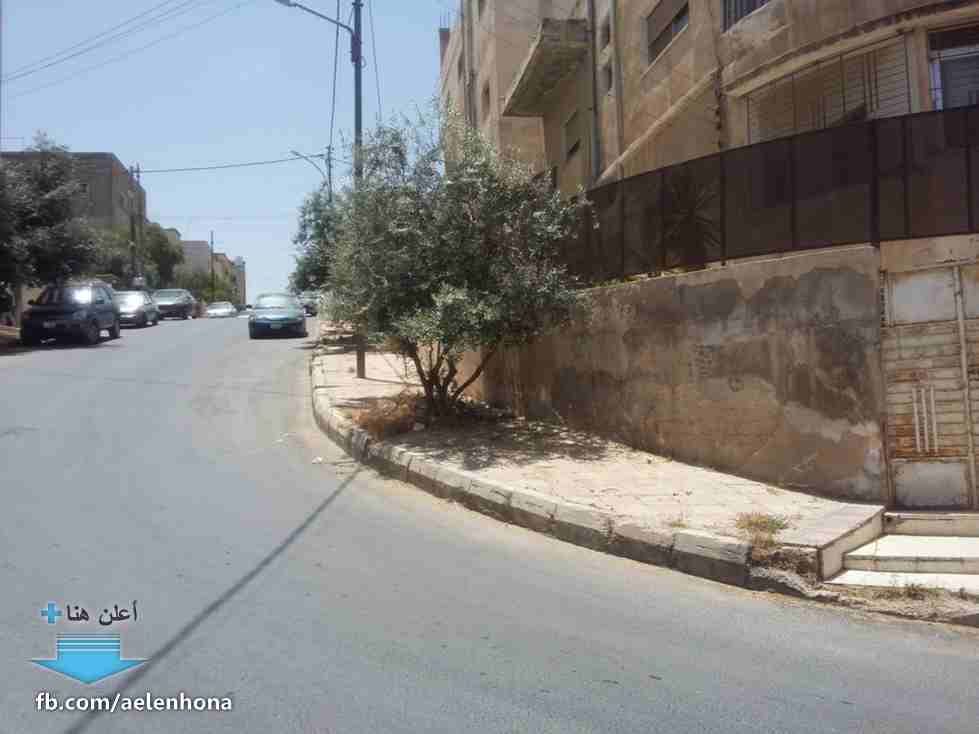 الأردن - عمان
قطعة ارض في الهاشمي الشمالي - قرب حديقة الأمير هاشم بن الحسين
*ضمن أراضي شرق عمان
القرية: النويجيس
حوض: خنيفسة
المساحة: 511م
**عليها بناء قديم مكون من 3 طوابق
الموقع: الهاشمي الشم...