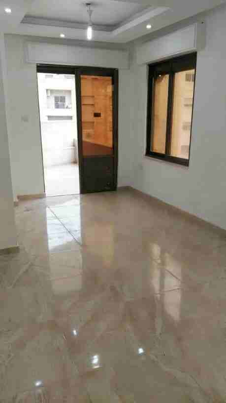 سيارة شفر موديل 2007
دفعه 2500
للاستفسار :
0798671788فرح