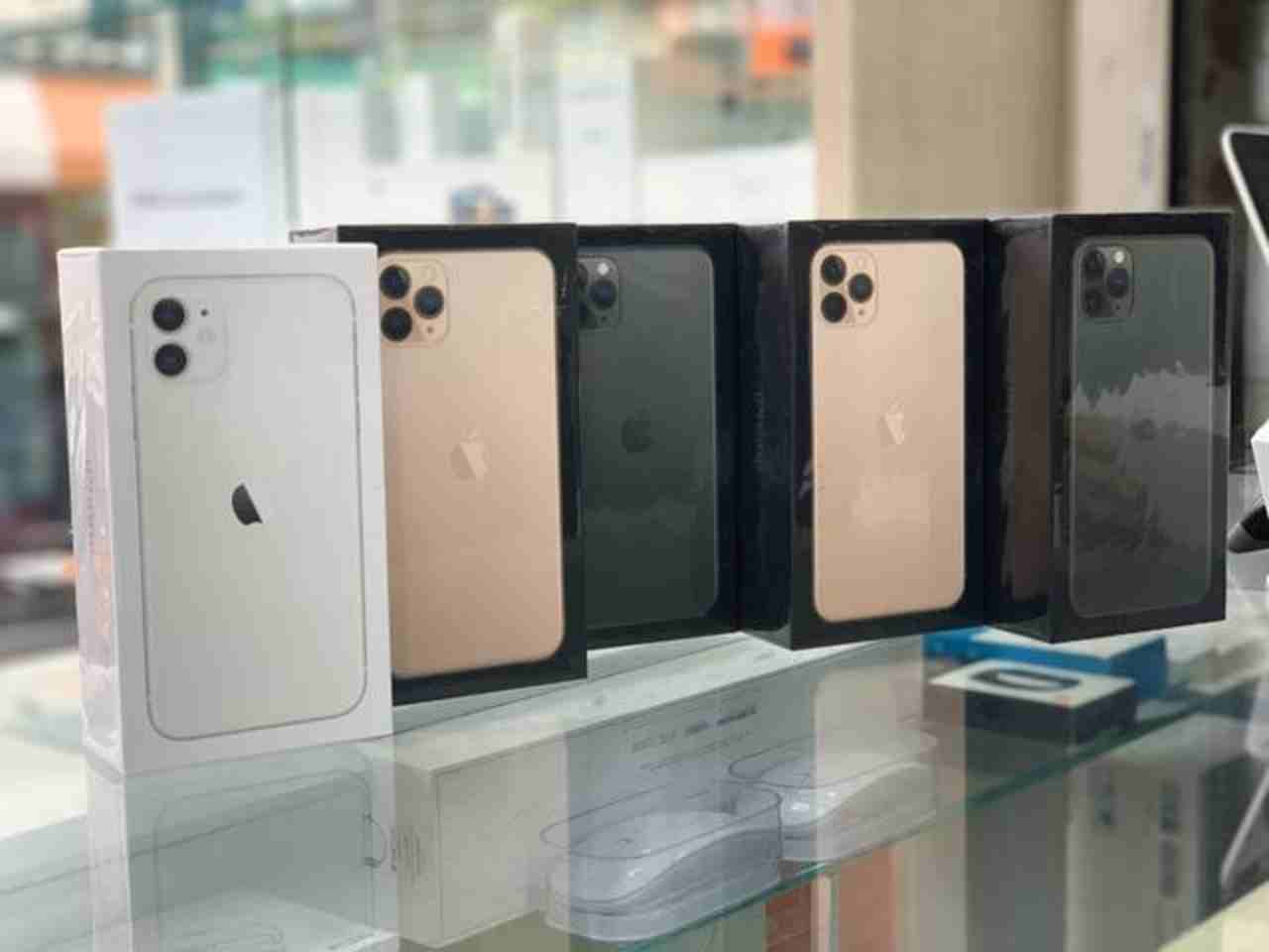 Apple iPhone 11 Pro Max - 512GB/ Samsung S10+ (Unlocked) A2218 (CDMA + GSM)
In stock and available NOW!!!!!

It comes in a sealed box with 12 months manufactures warranty.

We can deliver anywhere in...