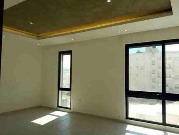 شقتك باسمك وبالاقساط 
دفعتك الاولى 5000 دينار 
واقساط مريحه 

للاستفسار :_ سهام 0795872538