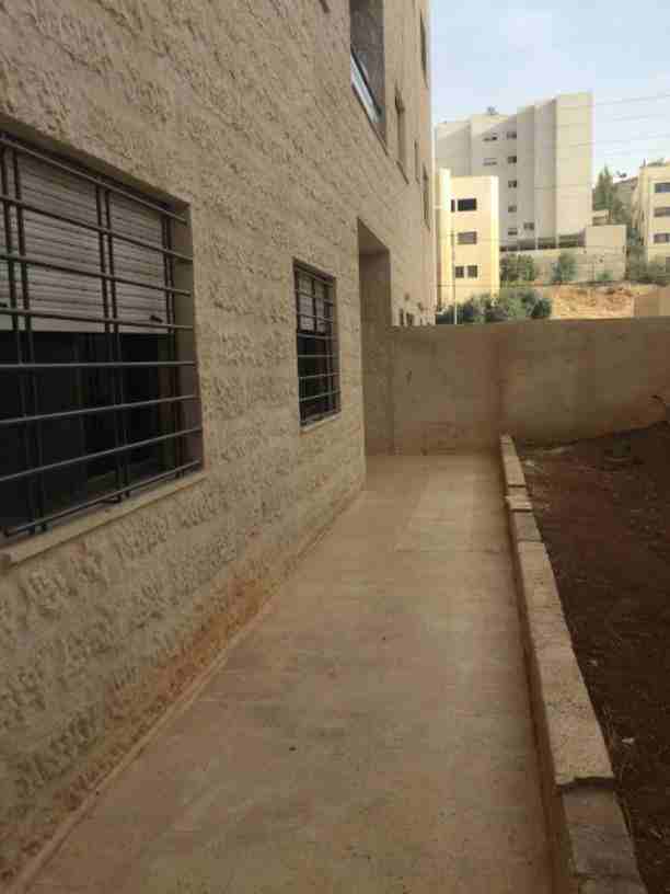 #حاسيين_فيك
#عشااان_هيك

شقق للبيع

منطقة طبربور 
#مساحة_130م

#دفعة_5000 

#مو_بس_هيك نسبة مرااابحة منااافسة

للاستفسار الرجاء الاتصال على الأرقام التالية 
0796795030
062007713