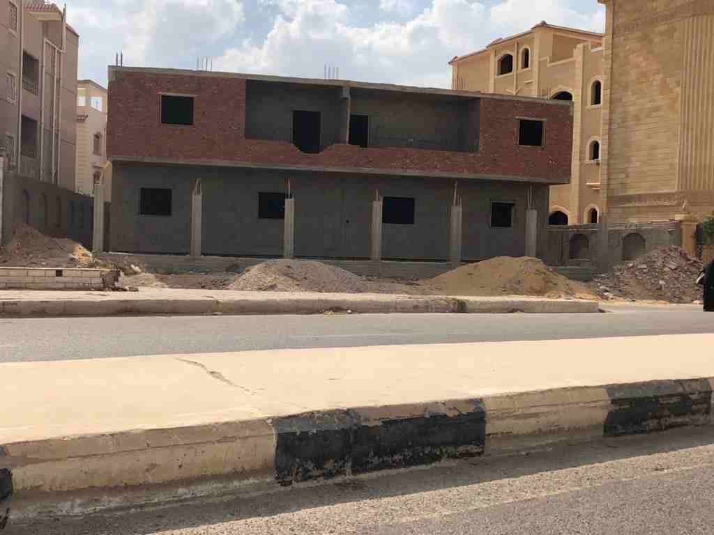 📍عرووووض بأقل سعر للمتر
بارقى الاحياء بمدينه الشروق
بالحي الاول شرق " فيلات "
📍موقع ممتاز علي الطريق مباشراً
👈في نفس شارع جرين هيلز 
👈وطريق الاوسط
دوبلكس 320 م   عباره عن
( 3 غرف + 3 حما...