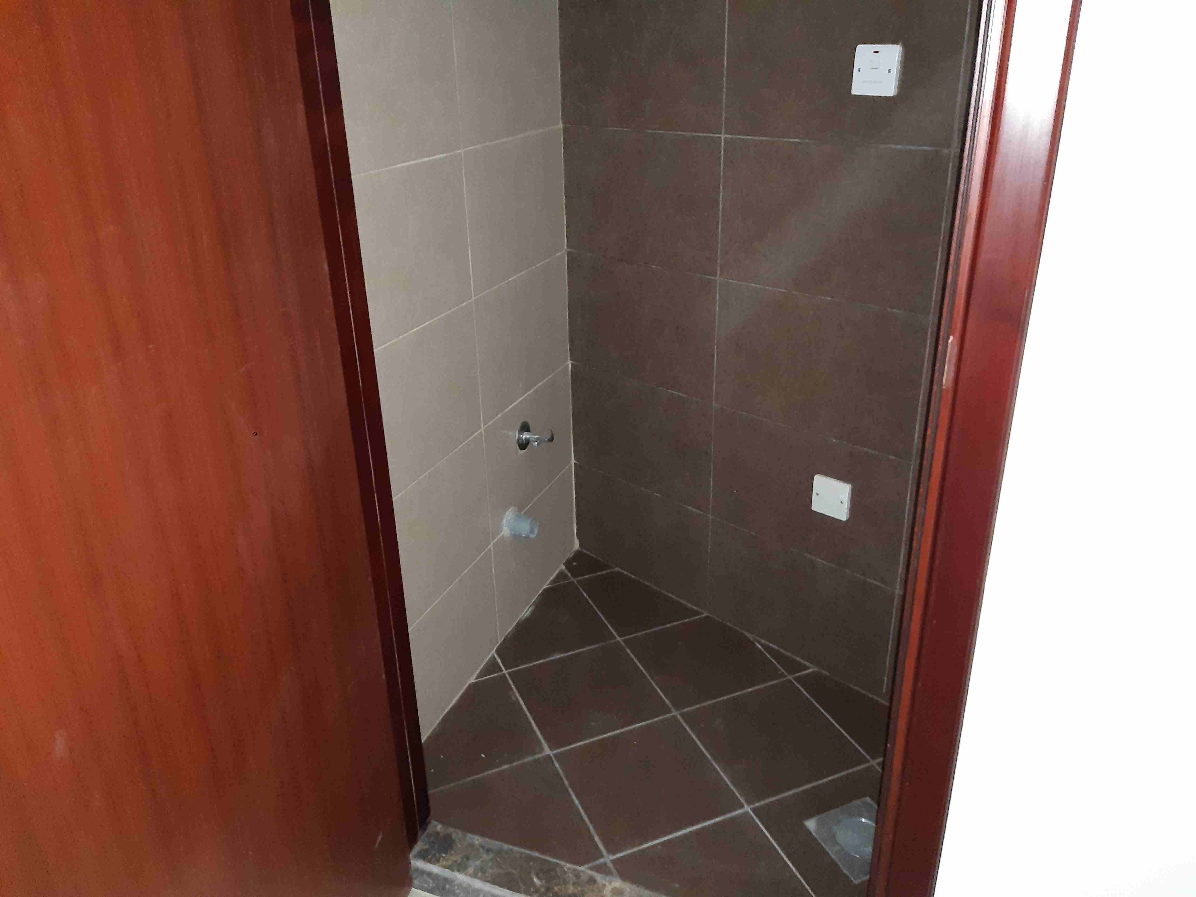 0507949422
تمتع باجمل اطلاله على كورنبش عجمان
شقق سكنيه فاخره كامله التشطيبات والتسليم فوري مع اول دفعه
تملك...