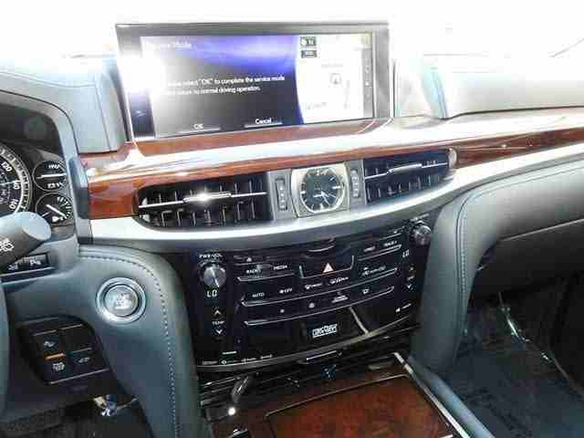 Neatly Used Lexus LX 570 2019.
I want to sell my very neatly Used Lexus LX 570 2019 for just $30,000 USD. The car is absolutely fresh and ready to be used, nothing to worry about it is in perfect con...