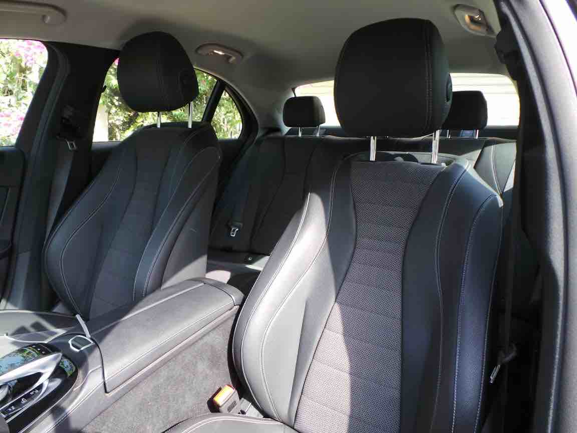 benz e350e avantgarde 2018 hybrid
٢٠١٨
جراي ميتالك
فبريكه بالكامل
استيراد ألماني أول مالك
تم الصيانات الدورية بالتوكيل GAS جسر السويس
رخصه سنتين
ضمان ساري مرسيدس
متوفر صور عاليه الجوده داخل وخا...