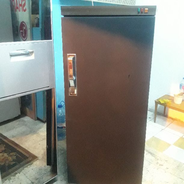 للتواصل كلمنا ع الرقم/01554637992
عرض من عروض معرضنا ديب فريزر ايطالى 6 درج ب 2800ج 🔥🔥
ديب فريزر ابيرنا ايطالى بحالة ممتازة للبيع❄❄
6 درج سلك كل درج ع حامل سلك 💞
مساحته الداخلية كبيرة بيشيل كمية...