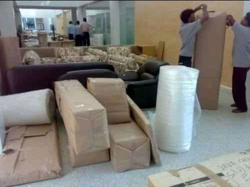 شركه الاوائل لنقل الاثاث 0796613768 اختصاصنا فك ونقل وتركيب وتغليف وتوضيب كافه انواع الاثاث علي ايدي افضل الكوادر المدربه علي اعلي مستوى من الخبرة والدقه والأداء في مجال النقل ومجال التحميل والتنزيل 2...
