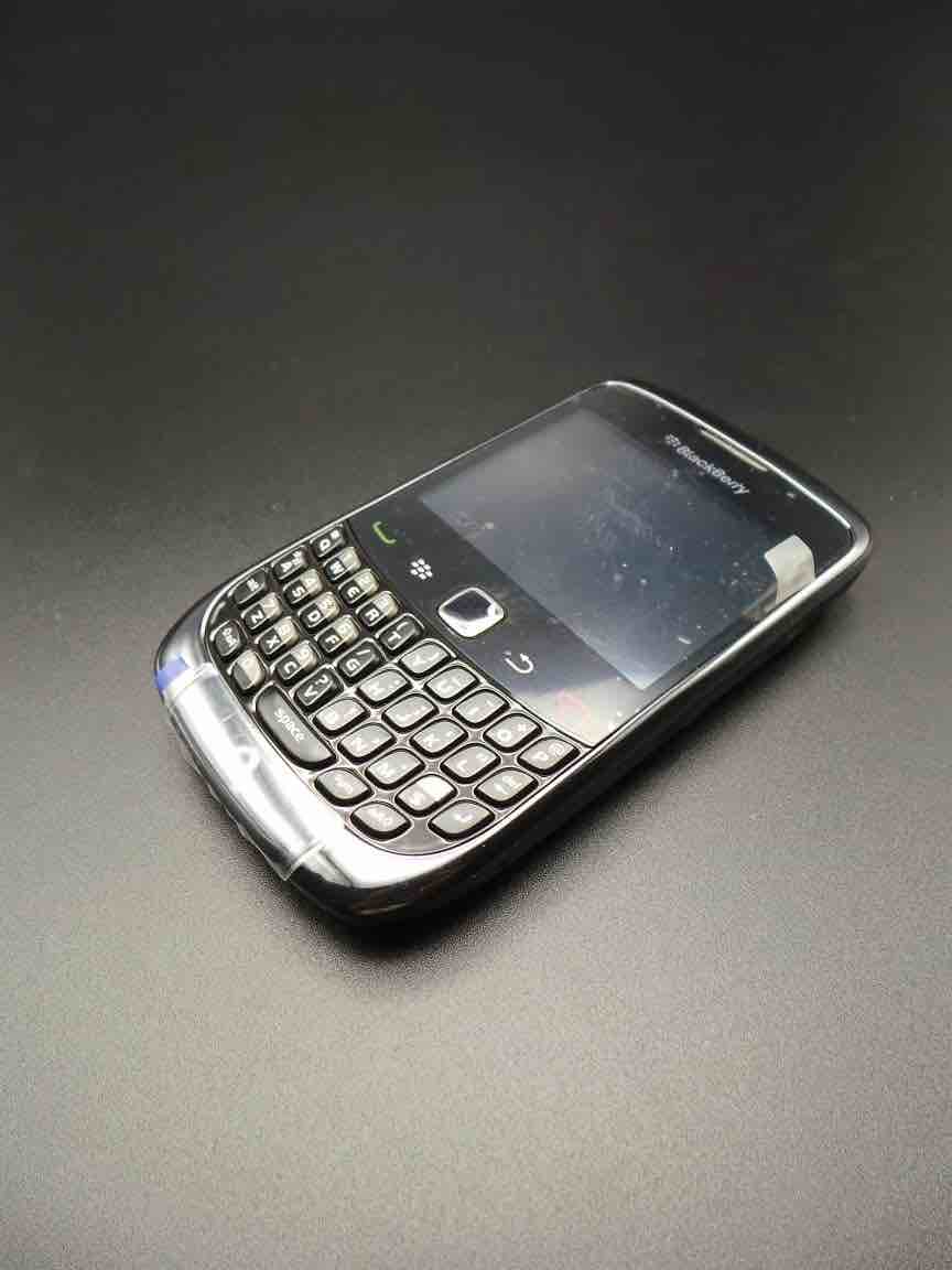 جديد زيرو كيرڤ ٩٣٠٠ بلاك بيري متوفر توصيل وشحن محافظات

اسأل عن باقي الموديلات 
Blackberry curve 9300 brand new black

موديلات  جديده زيرو متحطش فيه شريحه اطلاقا

وارد الخارج يدعم اللغه العربيه والكي...