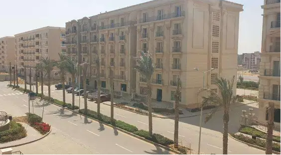 شقة مميزة و فريدة من نوعها للايجار في افضل كمبوند في التجمع #AEM
Unique Apartment For Rent At Hyde Park New Cairo
135 Sqm
Second Floor - Elevator
3 bedrooms
2 bathrooms
American Kitchen With Cooker
1...