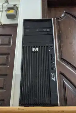 كيسة كمبيوتر HP WORKSTATION Z400
اورجينال استيراد الخارج استعمال خفيف .

االنوع : HP WORKSTATION Z400
برسيسور : XEON w3520 اعلي من الكور i7 بكتير
2.7/12 ميجا 4 كور كاش 8 ميجا
يعيني اضرب سرعة البرسيسور...