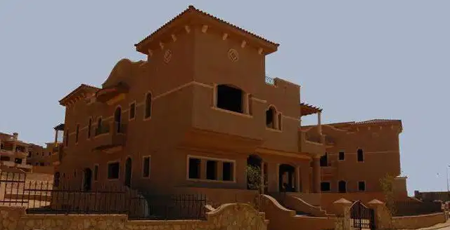 فيلا كالقصر للبيع