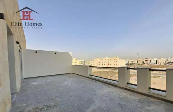 Triplex Villa in Abu Fatira
