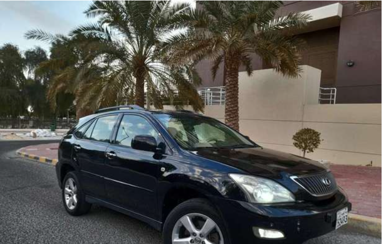 لكزس RX330 موديل 2004 للبيع كامل المواصلات شرط الفحص