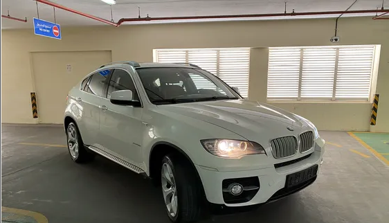 بي ام دبليو X6 2009 V8
