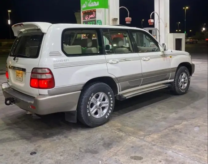 جيب GXR المديل 2004
