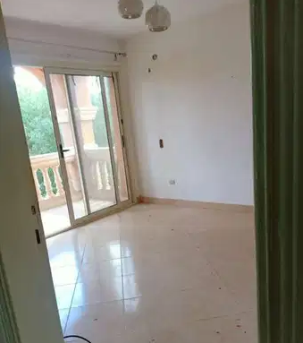 لقطه لسرعه البيع ڤيلا مستقله في ستيلا طريق مصر اسماعيليه للتفاصيل واتس