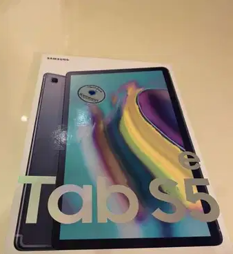 Samsung Tab S5e 64g ram 4g like new