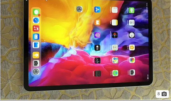 iPad Pro 11&rdquo; 128gb 2020 (under warranty)