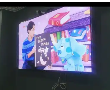 65 inch smartk tv 4k tv with a built in camera for sale
65 inch smart 4k smart tv with camera
Tv has youtube and internet it also has wifi and netflix you can download any application on it .in really...