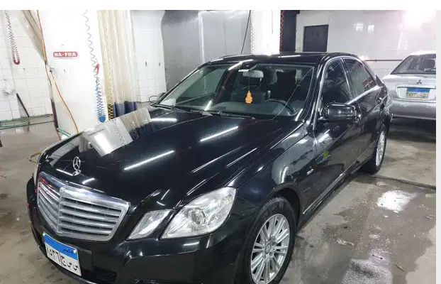 Mercedes E250 Fabrika in&amp;out