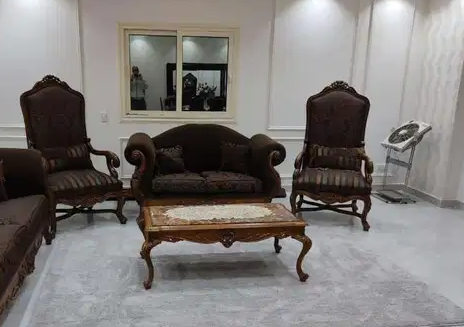 صالون خشب زان من دمياط و ستاره قطيفه حاله ممتازه
