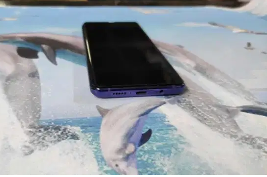 Xiaomi note 10 lite 128g storage 8g ram
للبيع شاومي نوت 10 لايت استعمال خفيف لسه داخل الضمان