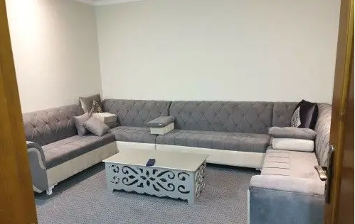 شقة عائلية مفروشة للايجار الشهري في المدينة