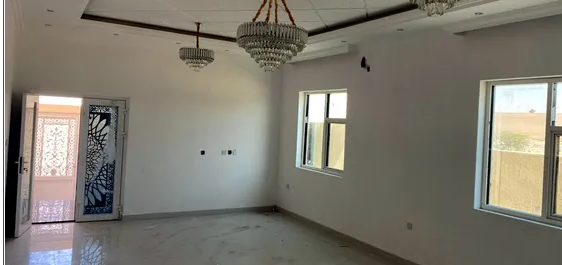 فيلا فخمه للبيع فى الزاهية جاردنز,,شارع رئيسي,,تشطيب كامل