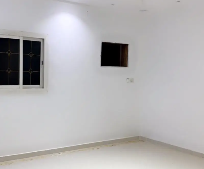 شقه للايجار دور ارضي مدخلين حي الملك فهد
شقه للايجار في حي الملك فهد دور ارضي مدخلين تتكون من 4 غرف وصاله ومطبخ 3 دورات مياه للتواصل 0598405940