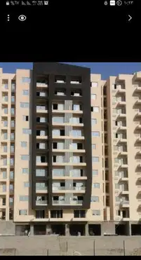 قسط شقه 90 متر بمدينه نصر ب 2400 شهريا وعلي شارع عمومي بمقدم 122 الف