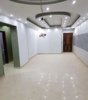 شقة 143م جاهزة لسكن فورا وبالتقسيط وبمقدم 260000 والباقي علي 36 شهر