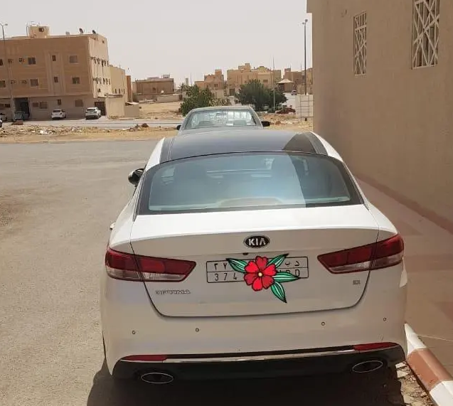 اوبتيما 2017 نص فل للبيع أو البدل بهايلكس دبل
- الموديل: كيا - اوبتيما
- الموديل: 2017
- حالة السيارة : مستعملة
- القير:  اوتوماتيك
- الوقود : بنزين
- العداد : 145 الف كم
-اوبتيما 2017 نص فل ابيض لؤلؤ...