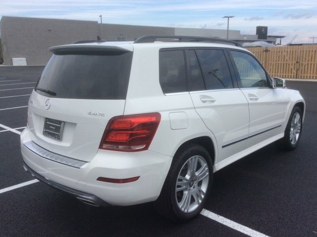 For sale Mercedes Benz GLK 350 4Matic 2015 Neat & clean interior and exterior)
Regular maintained, No accident history, Split-bench Third row seats
Dual AC with excellent cooling.
contact for mor...