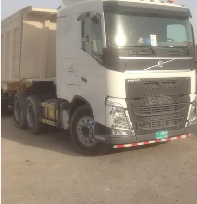 فولفو FH 440 مع صندوق الجابر 2015
فولفو شاحنة نظيفة جدا مع صندوق الجابر موديل 2015